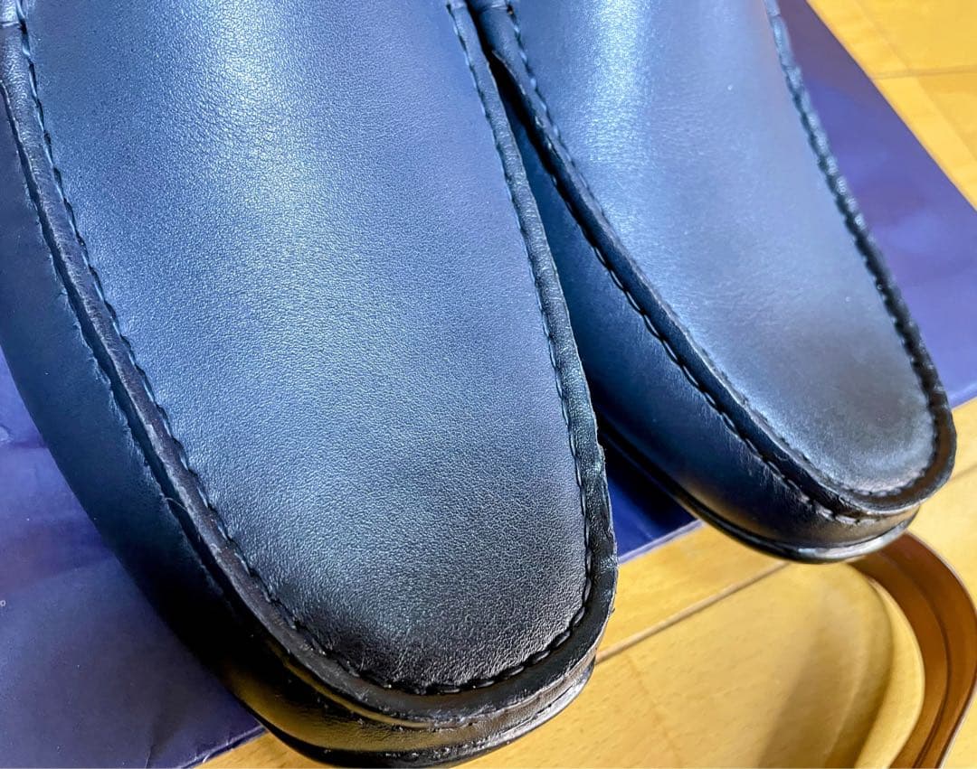 最終値下新品リーガル革スリッポンシューズイタリアンレザー25ドライビングネイビー