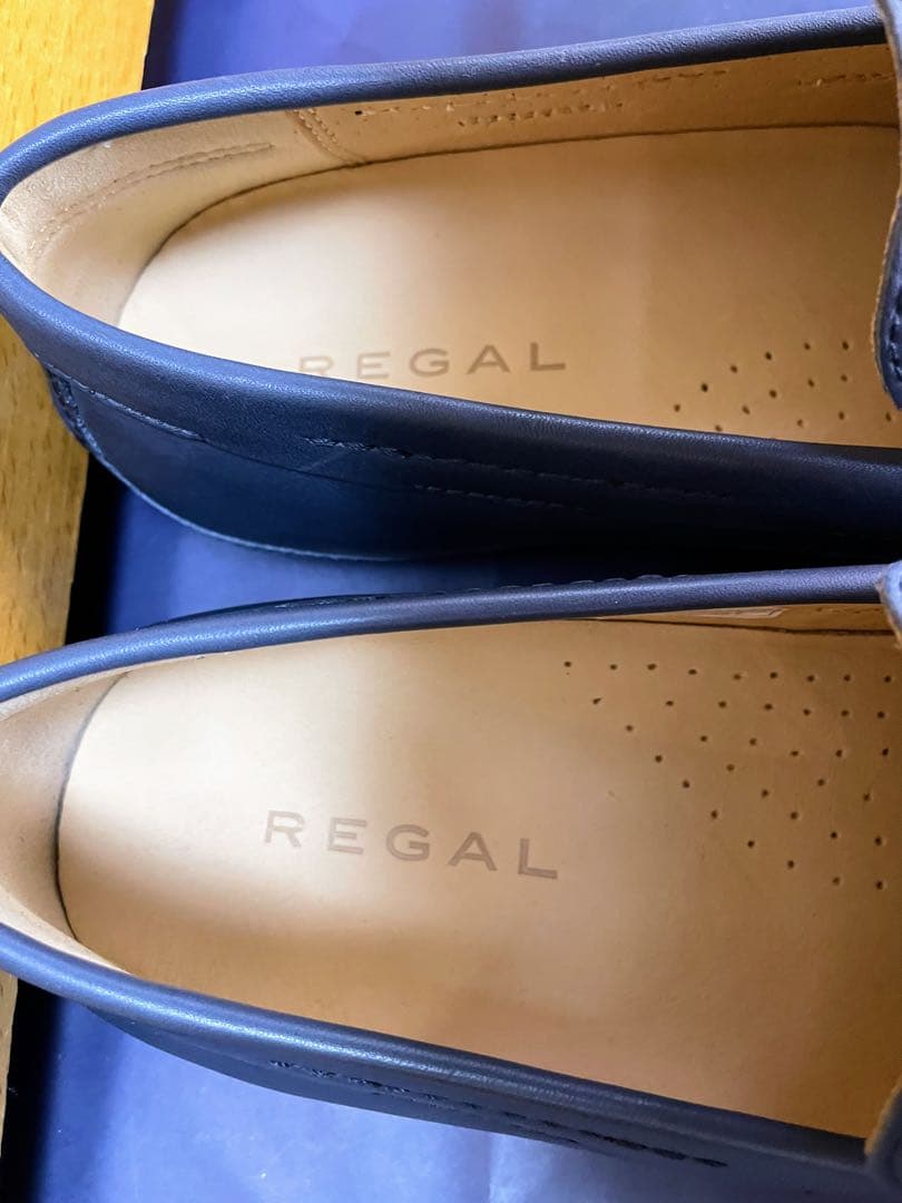 最終値下新品リーガル革スリッポンシューズイタリアンレザー25ドライビングネイビー