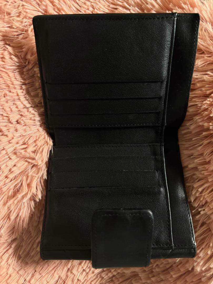 R*8様 【美品】激レア　シャネル Vステッチ ココマーク 折り財布 コンパクト