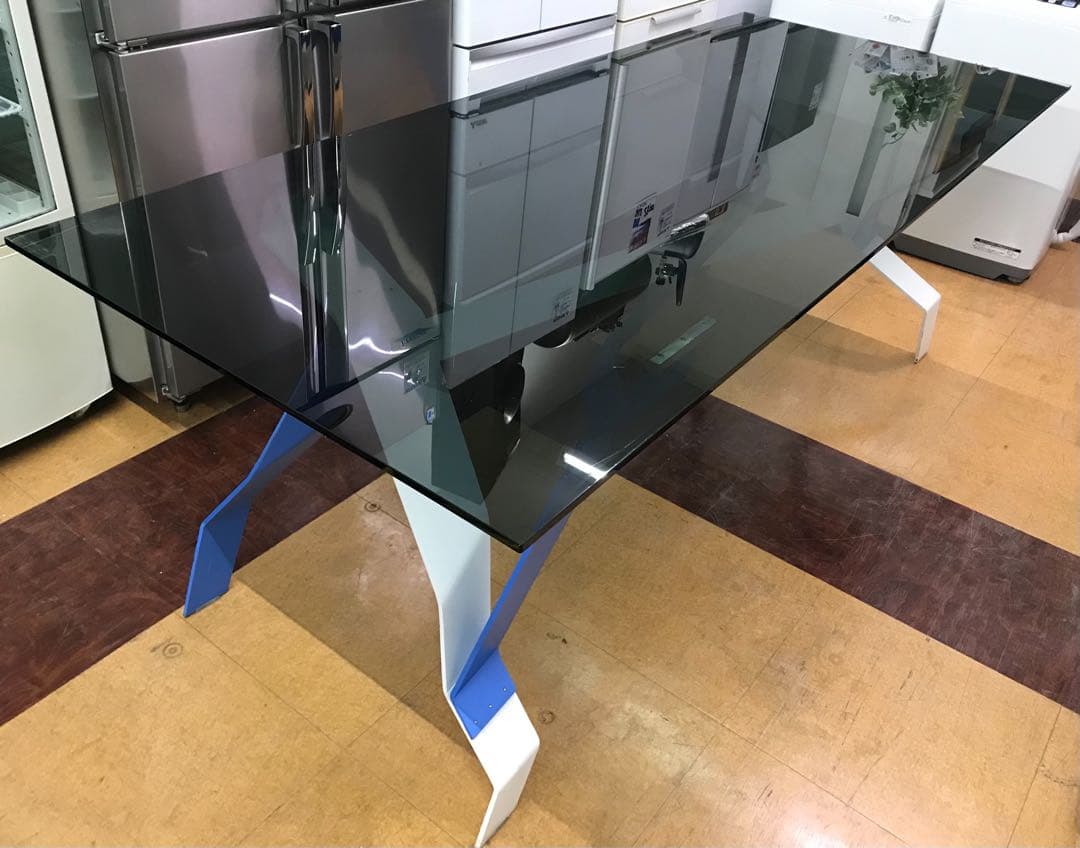 COUNTACH テーブル