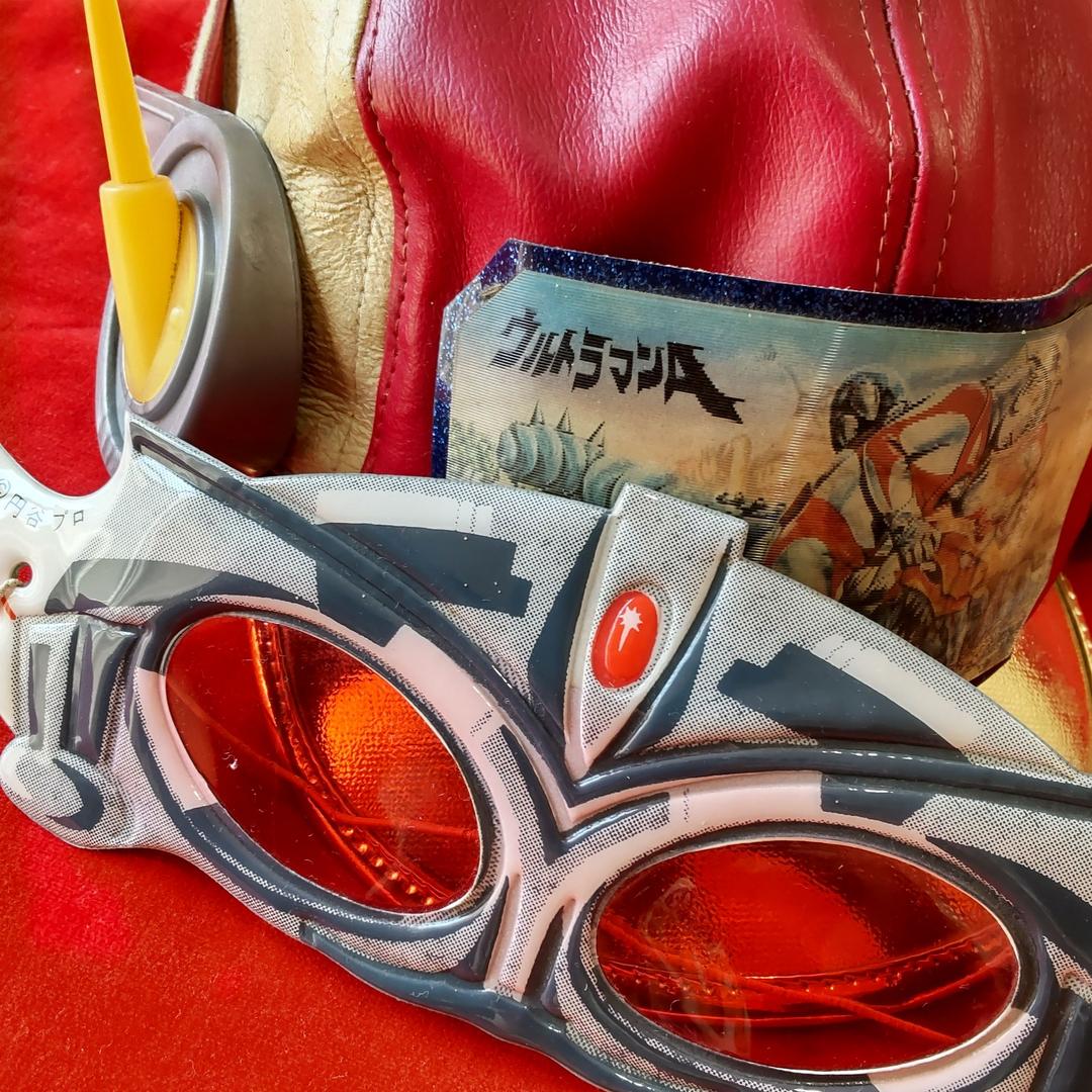 「ウルトラマン エース」キャップ/サングラス