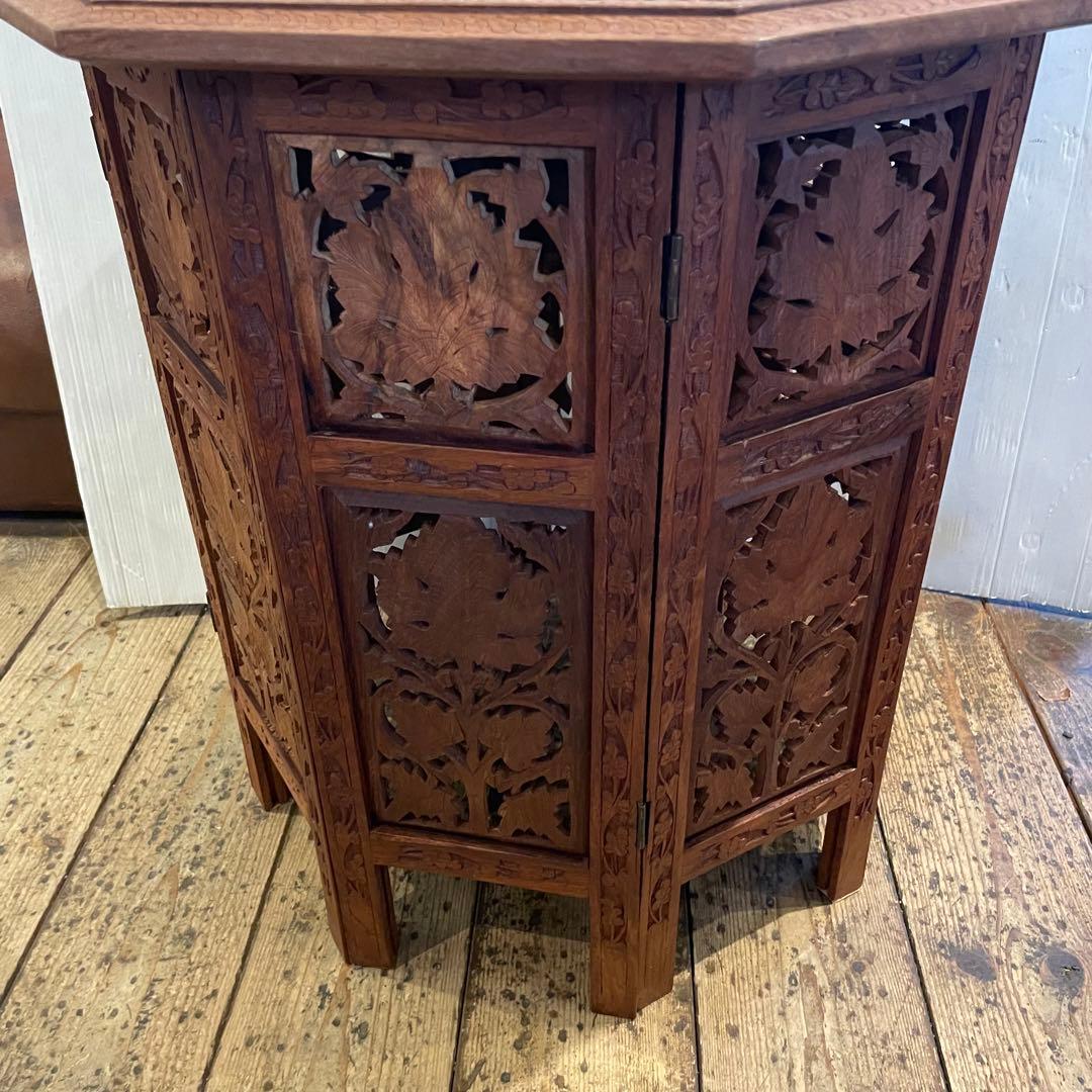 サイドテーブル 木製 木彫 アンティーク 住まい 机 美術品 工芸品