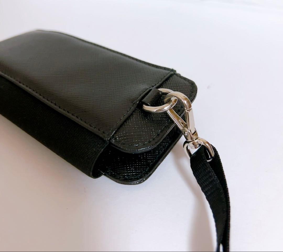 プラダ　PRADA ガラケーケース　ストラップ　小物入れ　ブラック