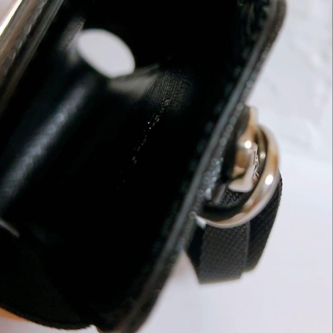 プラダ　PRADA ガラケーケース　ストラップ　小物入れ　ブラック