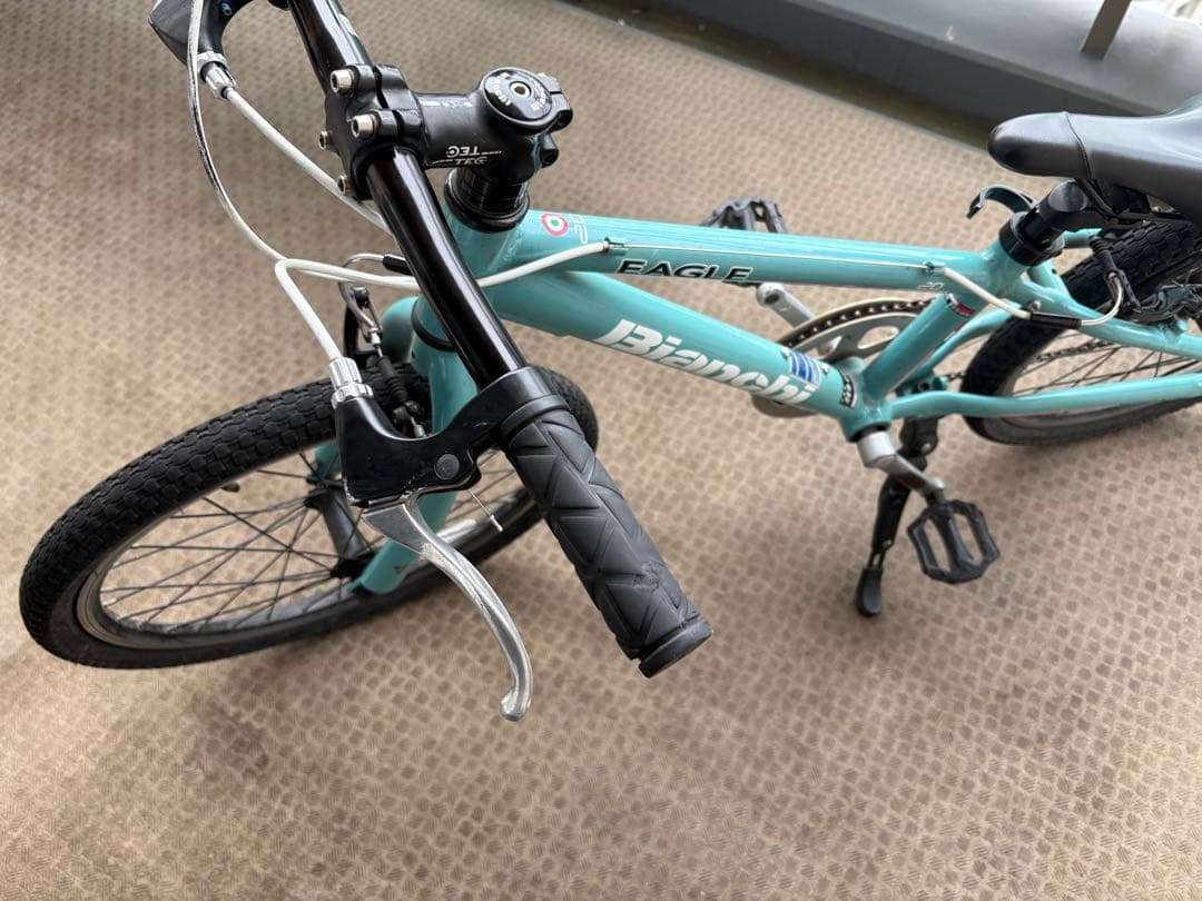 Bianchi Eagle 20インチ キッズバイク 水色