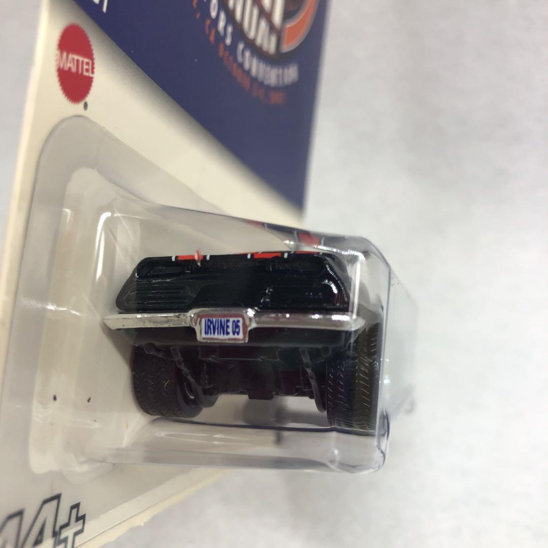 ホットウィール　カルフォルニア　コンベンションカー　ファイターバード