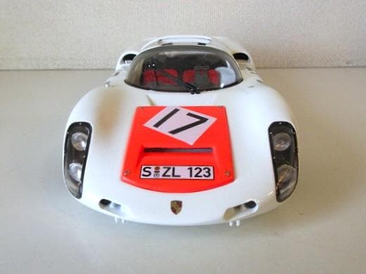 特価 exoto (1/18) ポルシェ 910 #17