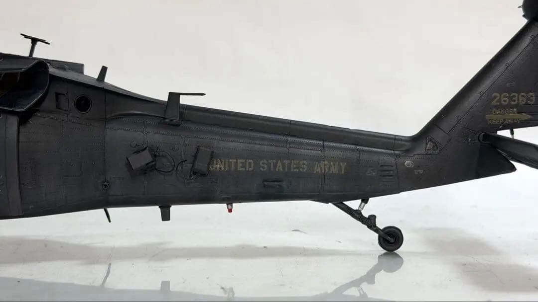 キティーホークモデル　1/35 MH-60Lブラックホーク完成品　改造模型