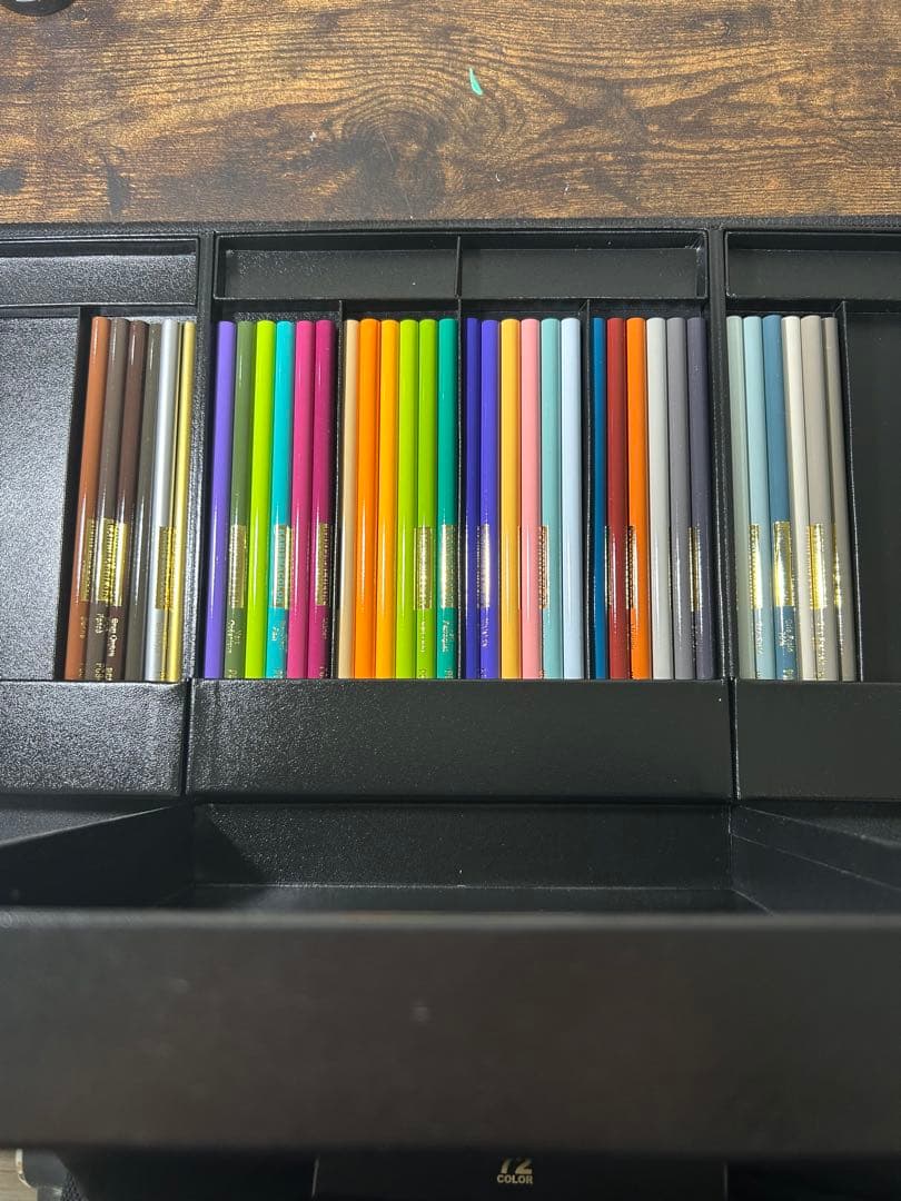 カリスマカラー72色