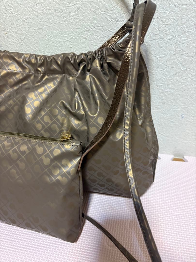 mitsurinさま用 ゲラルディーニ☆ソフティ☆ショルダーバッグ☆ポーチ付き