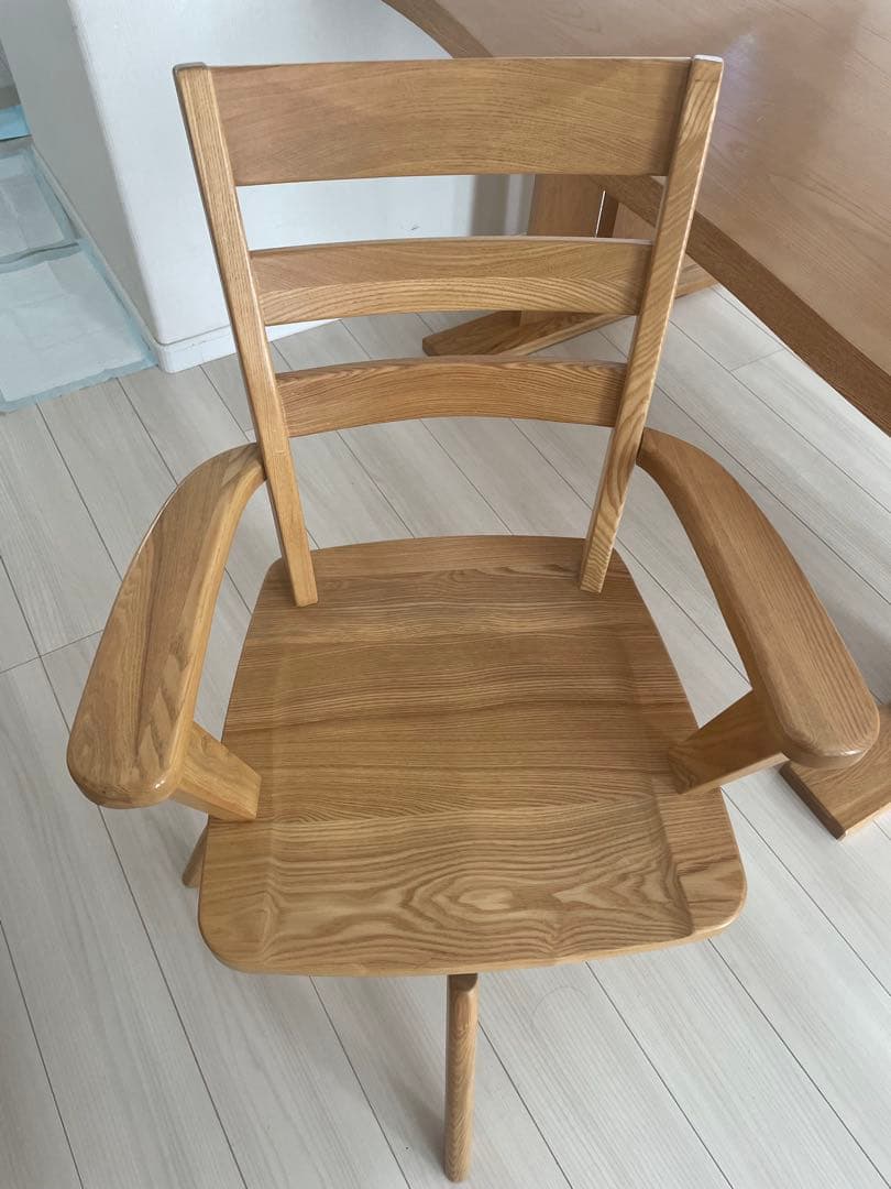 大塚家具　ダイニングテーブル