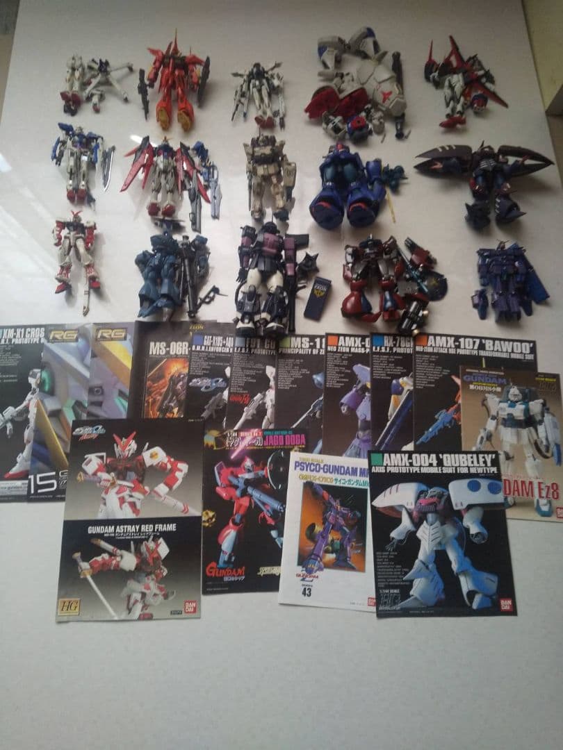 最終値引き 組立済みガンプラ 箱絵 まとめ売り ガンプラ 機動戦士ガンダム