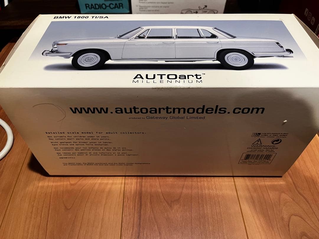 オートアート- BMW - 1800 TI/SA 1/18