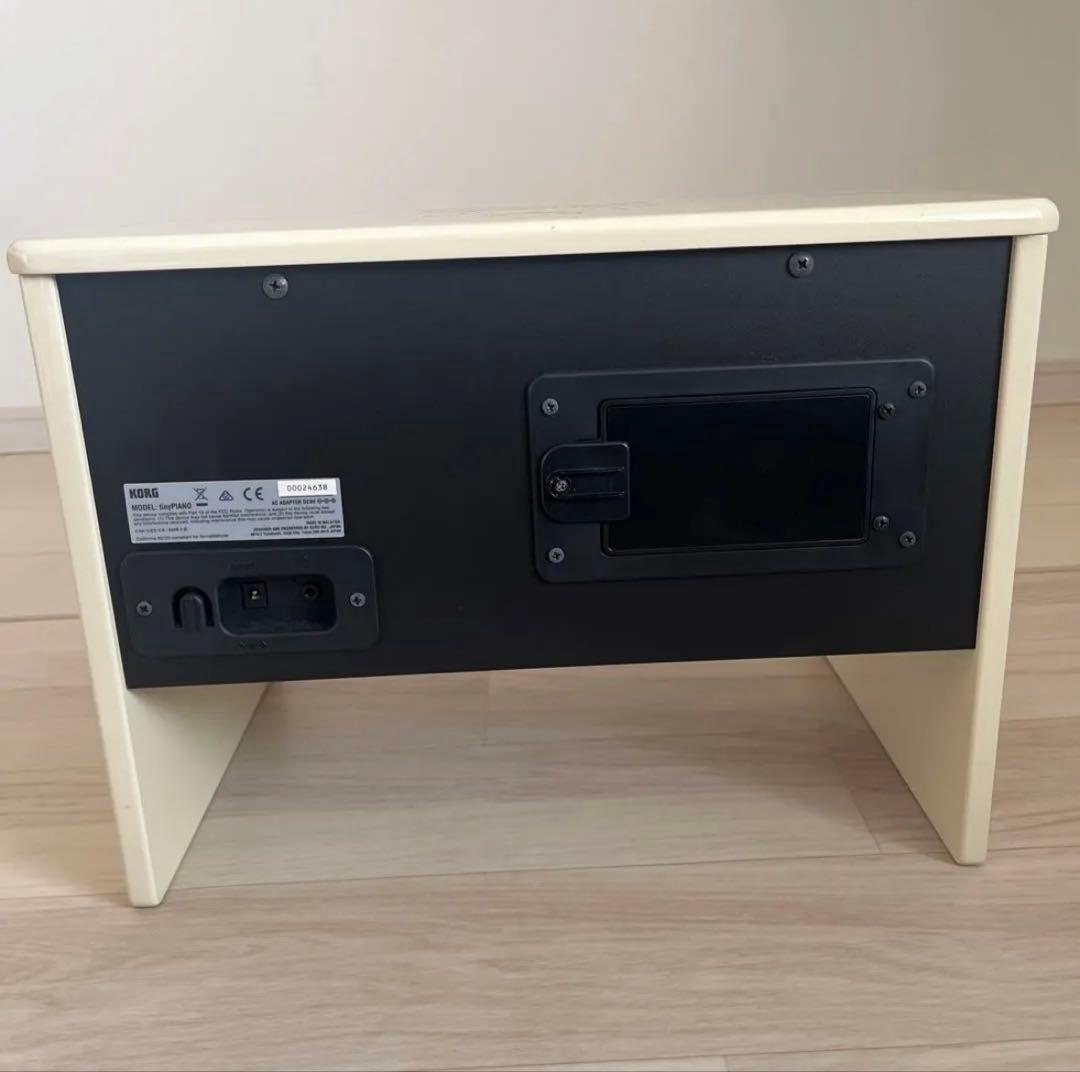 KORG Guruguru Piano アイボリー 32鍵 - メルカリ