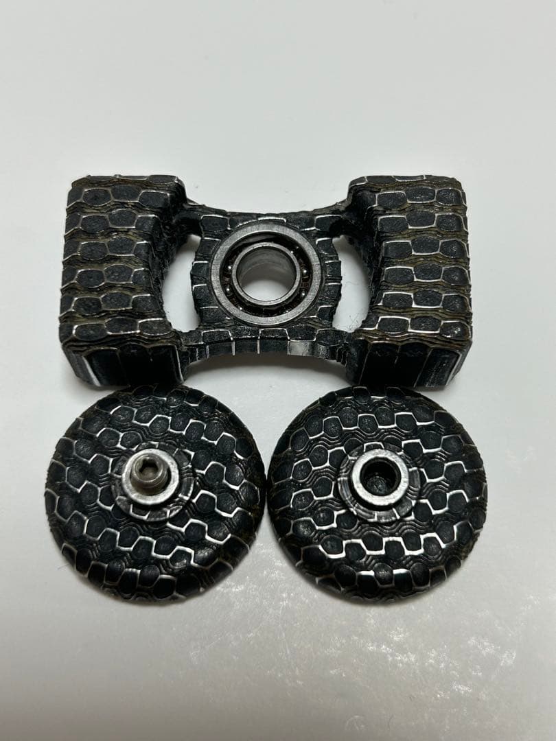 KAP ハンドスピナー Reptilian Damascus