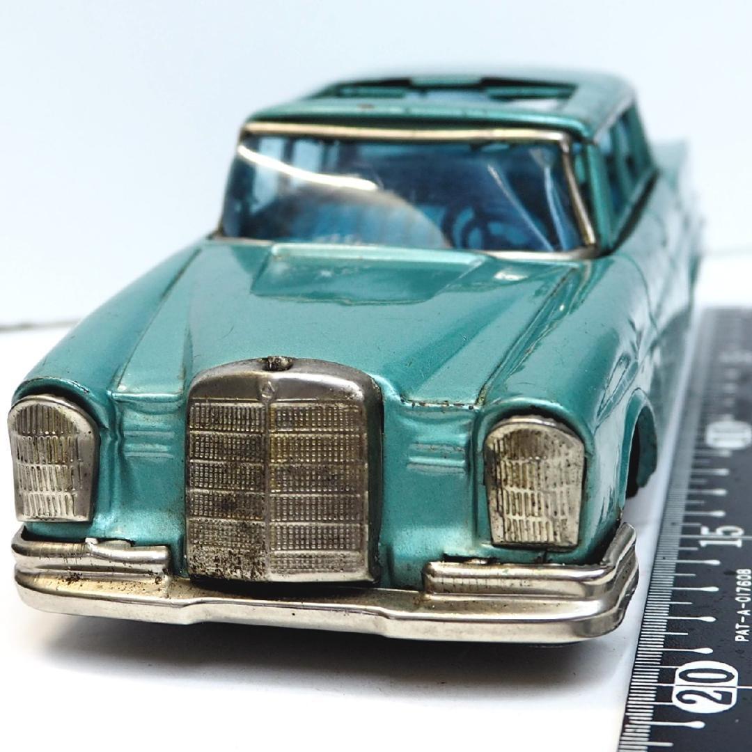 萬代屋【サンルーフ付メルセデス ベンツ220緑エンブレム欠】ブリキtin【箱無】