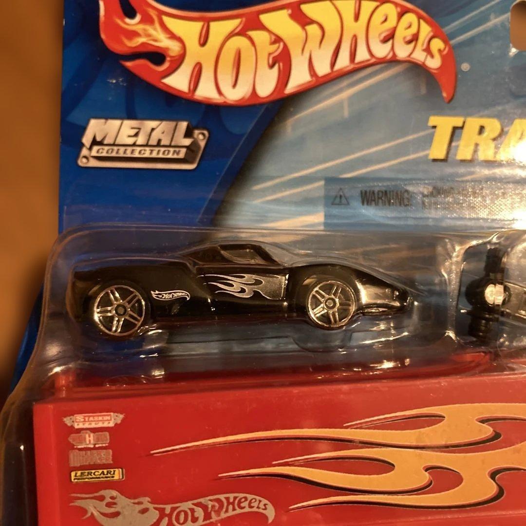 ホットウィール TRUCKIN TRANSPORTERS エンツォ フェラーリ