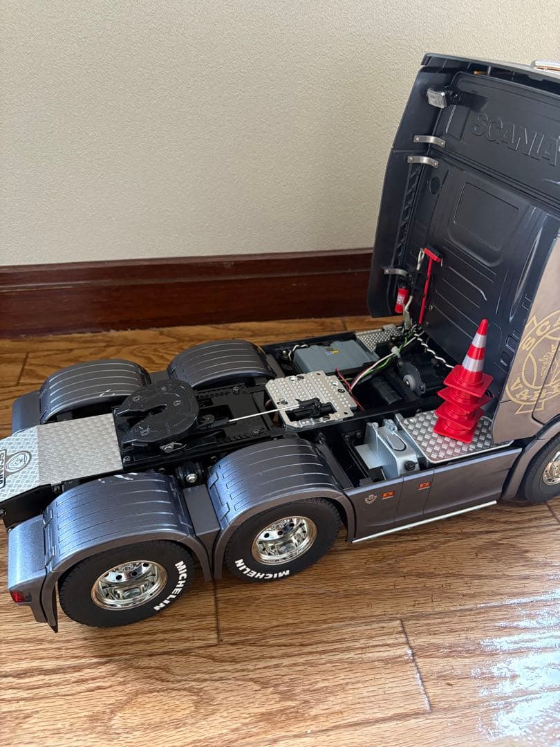 タミヤ　ラジコン　1/14RC スカニア 770 S 6x4 フルオペセット