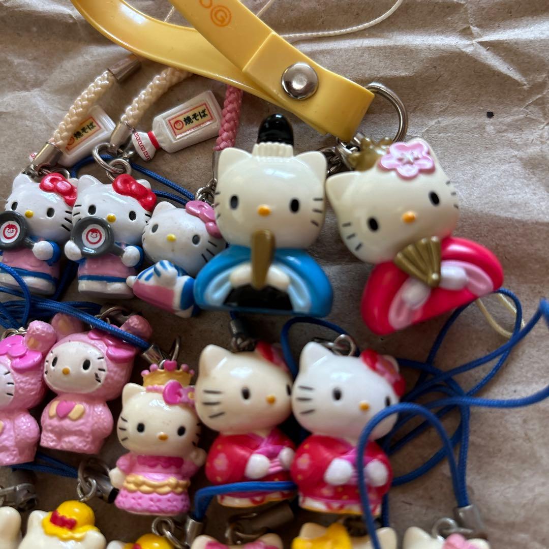 レトロ　ハローキティ　ストラップ