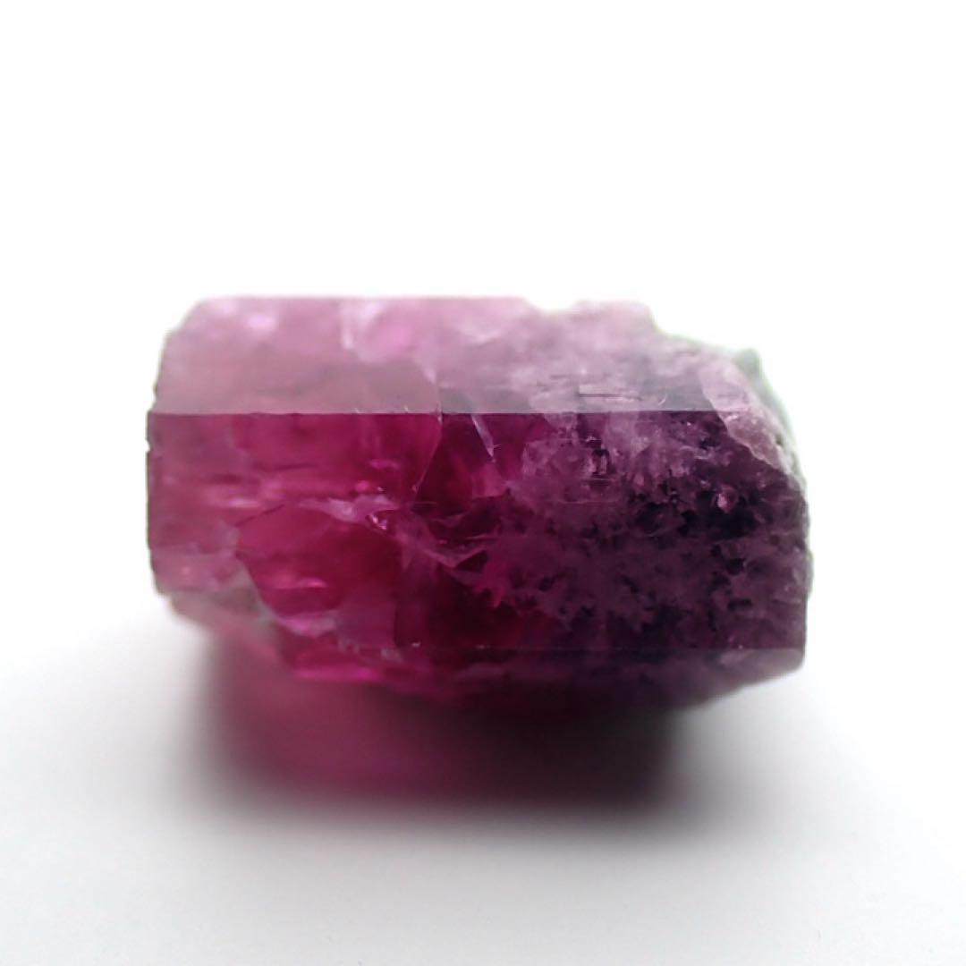 アメリカ/ユタ産】レッドベリル(ビクスバイト) - メルカリ