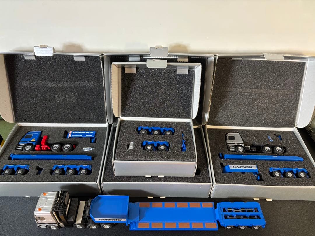 Schmidbauer KG & Goldhofer ミニカートレーラーセット｜