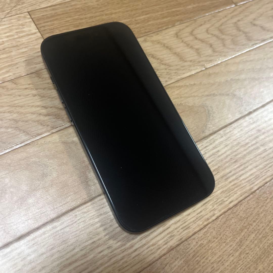 iPhone 15 128GB ブラック 箱、ケーブル付 iPhone15 本体 黒 128GB 箱付き