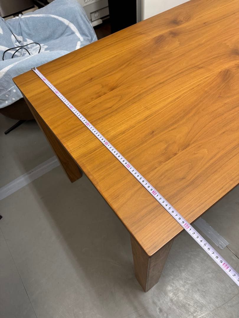 岡山県❗️ダイニングテーブル　木製