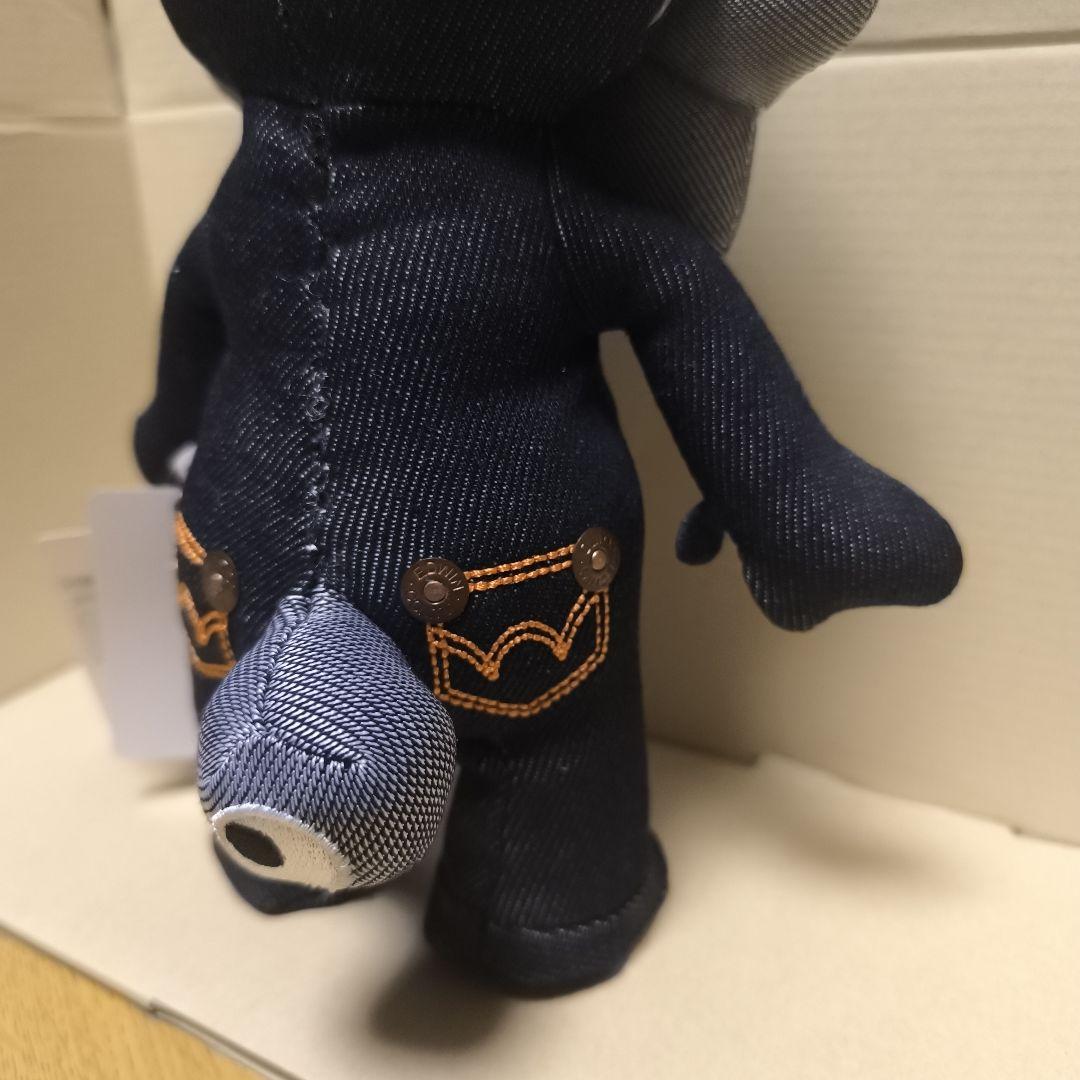 【完売品】黒ミャクミャク×EDWINぬいぐるみ Lサイズ