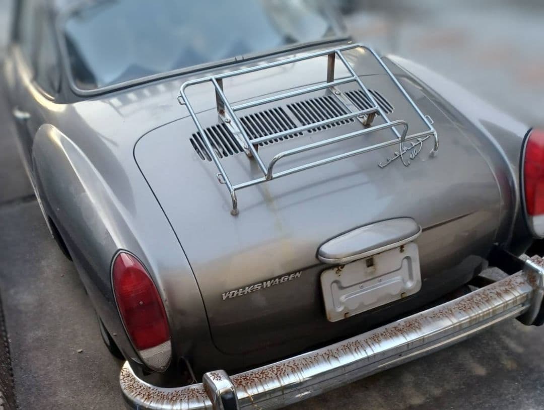 以前所有してました、最終1974年カルマンギアのウインカーレンズ左右 初歩