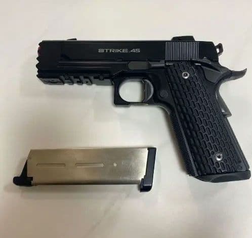 STRIKE WARRIOR ガスブローバックエアガン