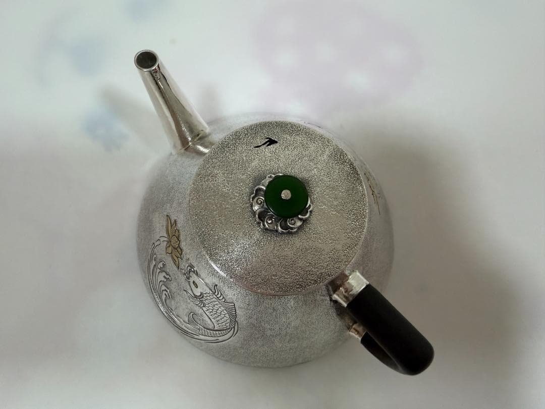 純銀製 鯉と蓮文 玉石摘 唐木手 急須 銀瓶 煎茶道具