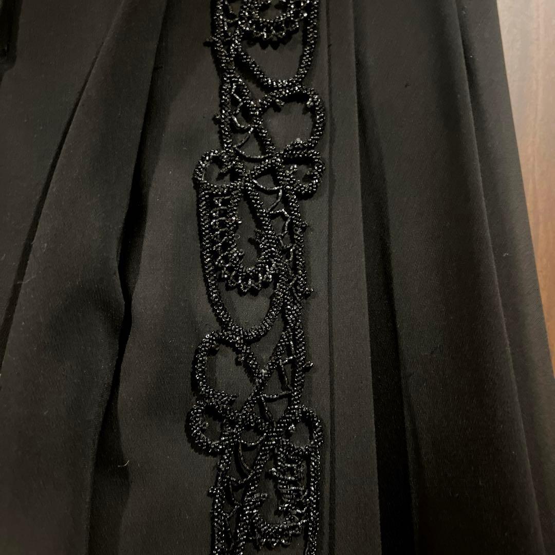 PRADA 巻きスカート　ボックスプリーツ　ビジュー付き　ブラック