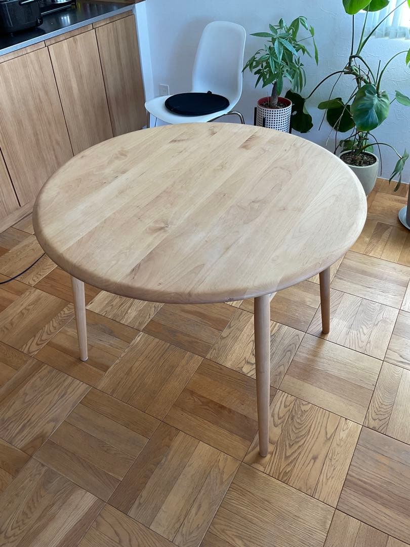 ダイニングテーブル MOMO NATURAL MOCHA 950 TABLE ALDER