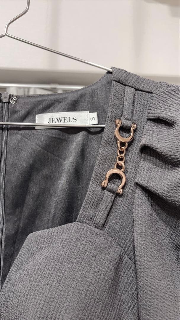 ジュエルズ キャバドレス