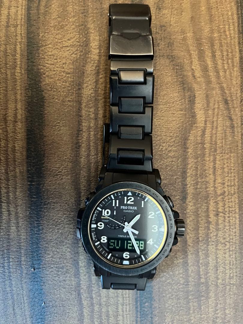 CASIO PROTREK 5620 腕時計 ブラックソーラー電波