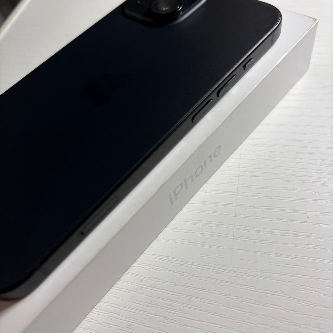 iPhone15 128GB ブラック SIMフリー 極美品 - メルカリ