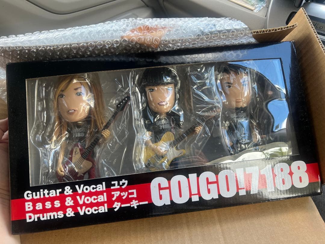 GO!GO!7188 フィギュアセット サイン入りポストカード付き GO!GO!7188 フィギュアセット サイン入りポストカード付き GO!GO!7188