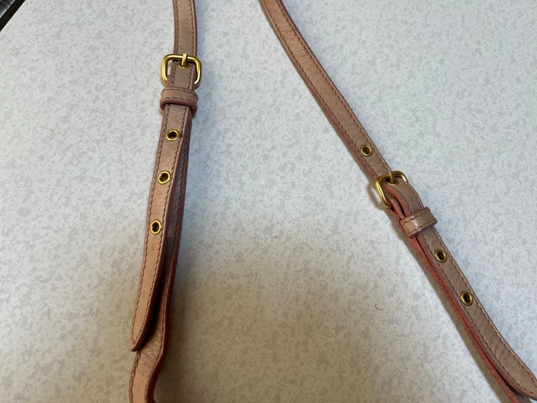 超お買い得 レアMIU MIUショルダーバッグ