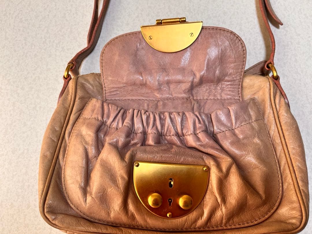 超お買い得 レアMIU MIUショルダーバッグ