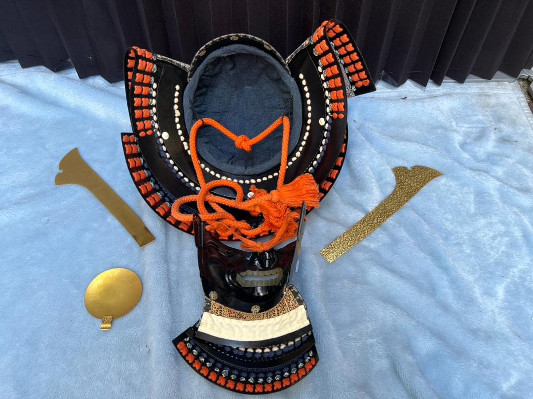 中古■黒胴当世素掛■ 赤 白 紺■甲冑■鎧■兜■時代■甲冑セット