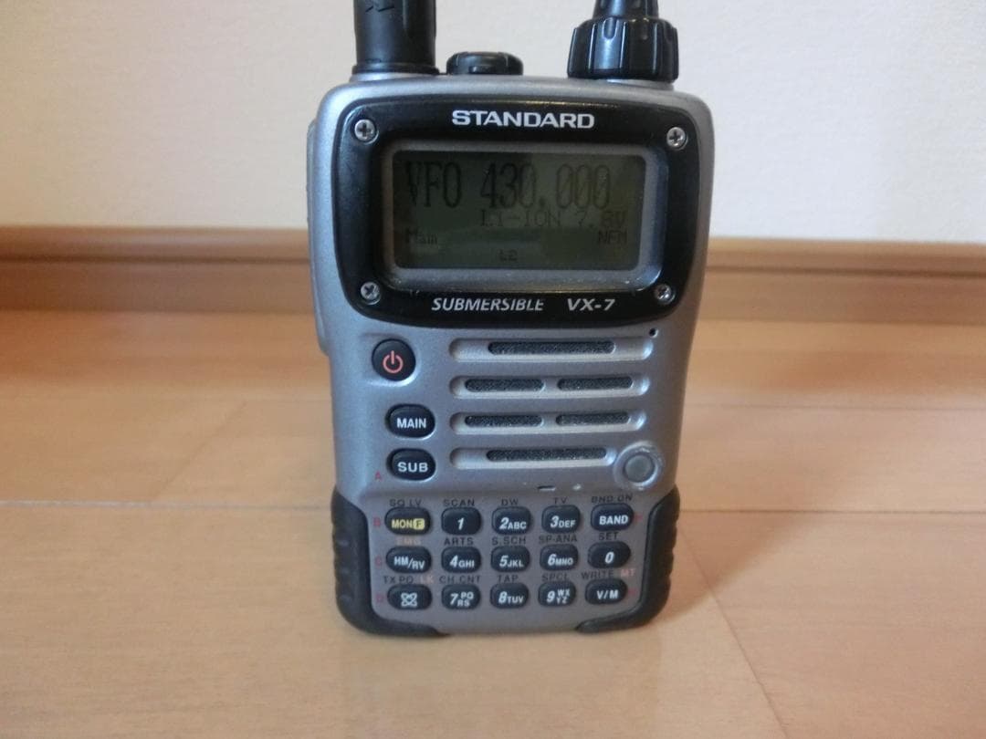 STANDARD VX-7 アマチュア無線機 YAESU VX-7 八重洲 スタンダード受信