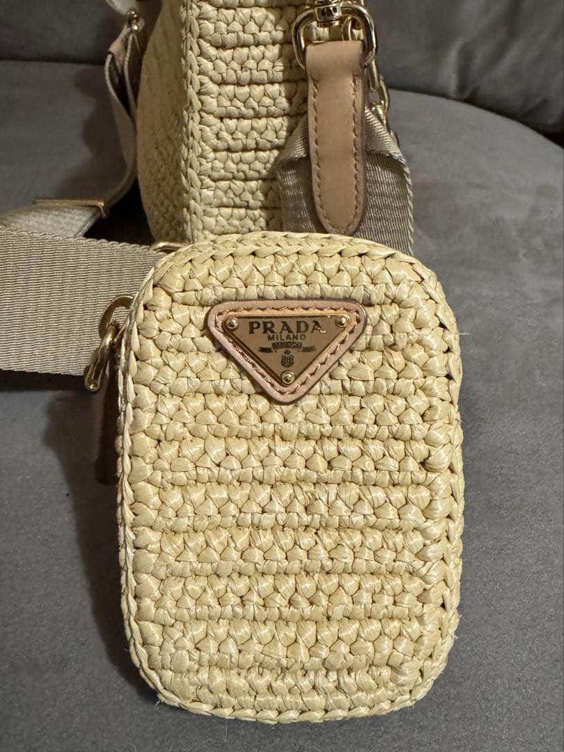 【入手困難】プラダ リエディション 2005 ショルダーバッグ ラフィア