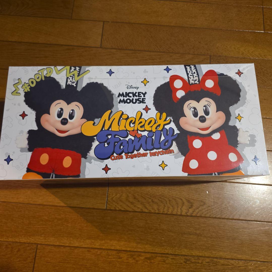 すぐ発送可能　POPMARTディズニーキーチェーンアソートBOX（８個入）