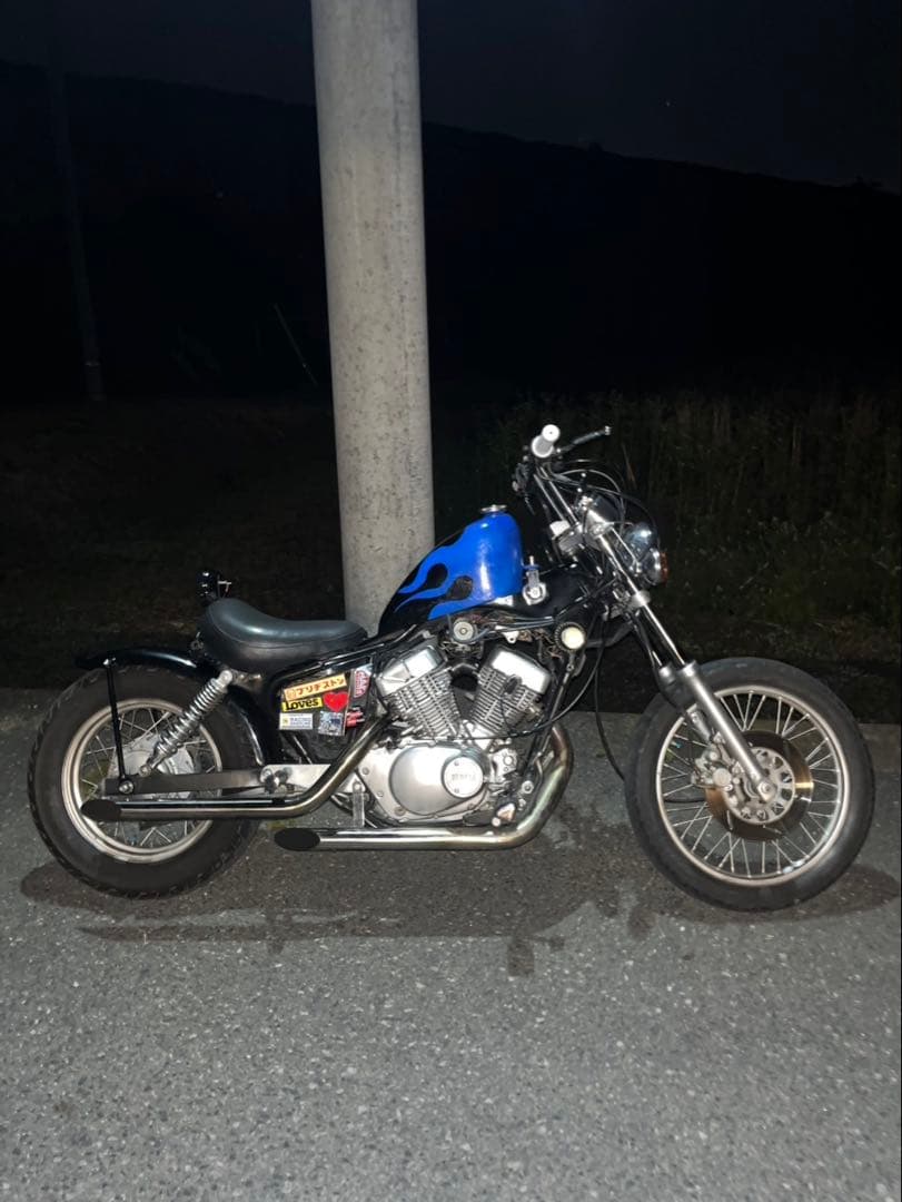 ガレージt&f ハイマウントスリムスポーツスタータンク　ビラーゴカスタム 有限会社ガレージT&F / ビラーゴ250 ハイマウントスリムスポーツスター