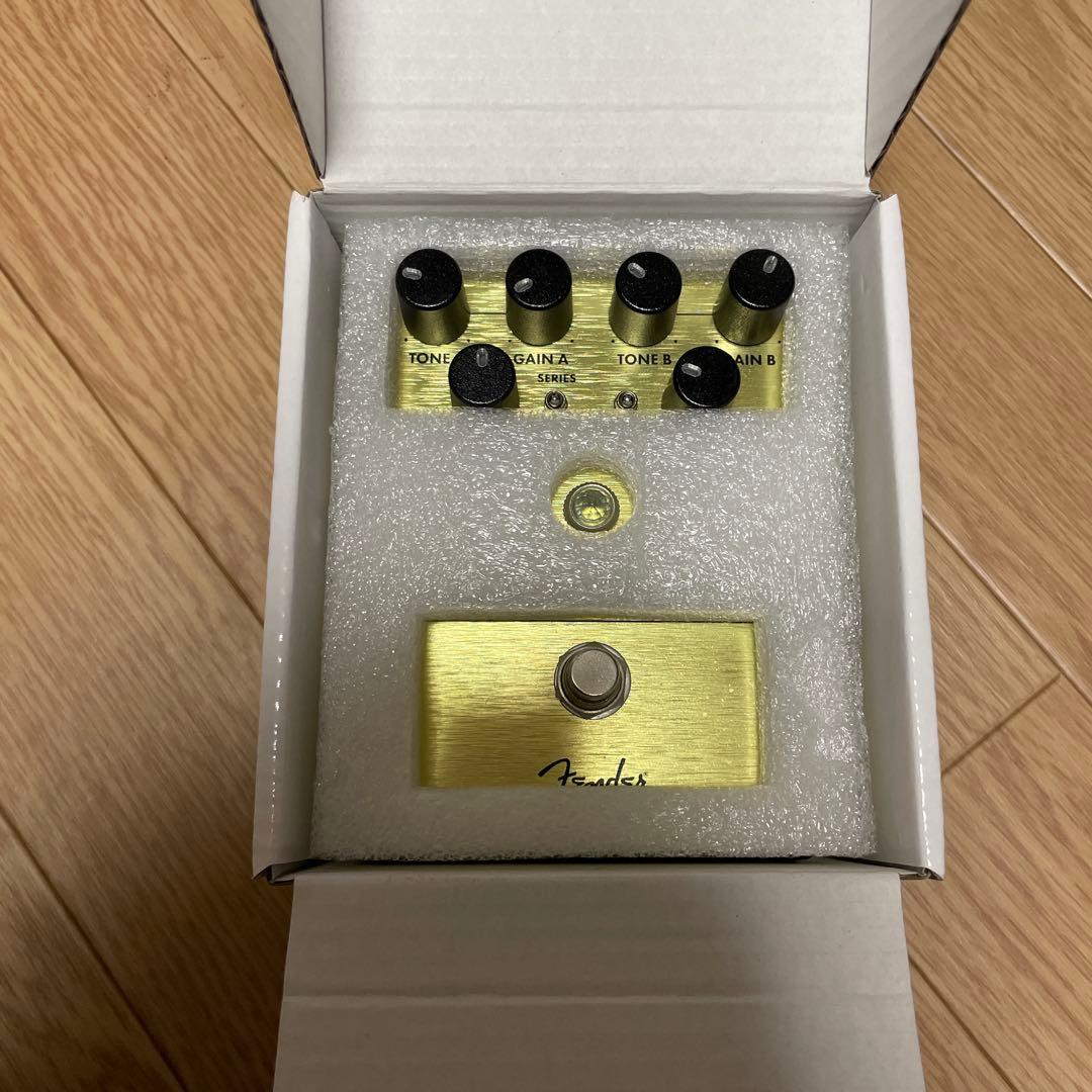 ギター FENDER PUGILIST DISTORTION