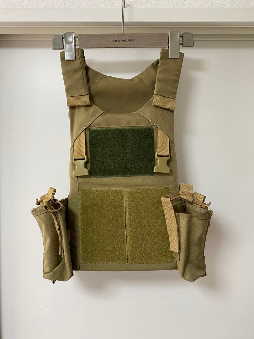 トイソルジャー 製crye LV-MBAVレプリカ サイドアーマー付きプレキャリ