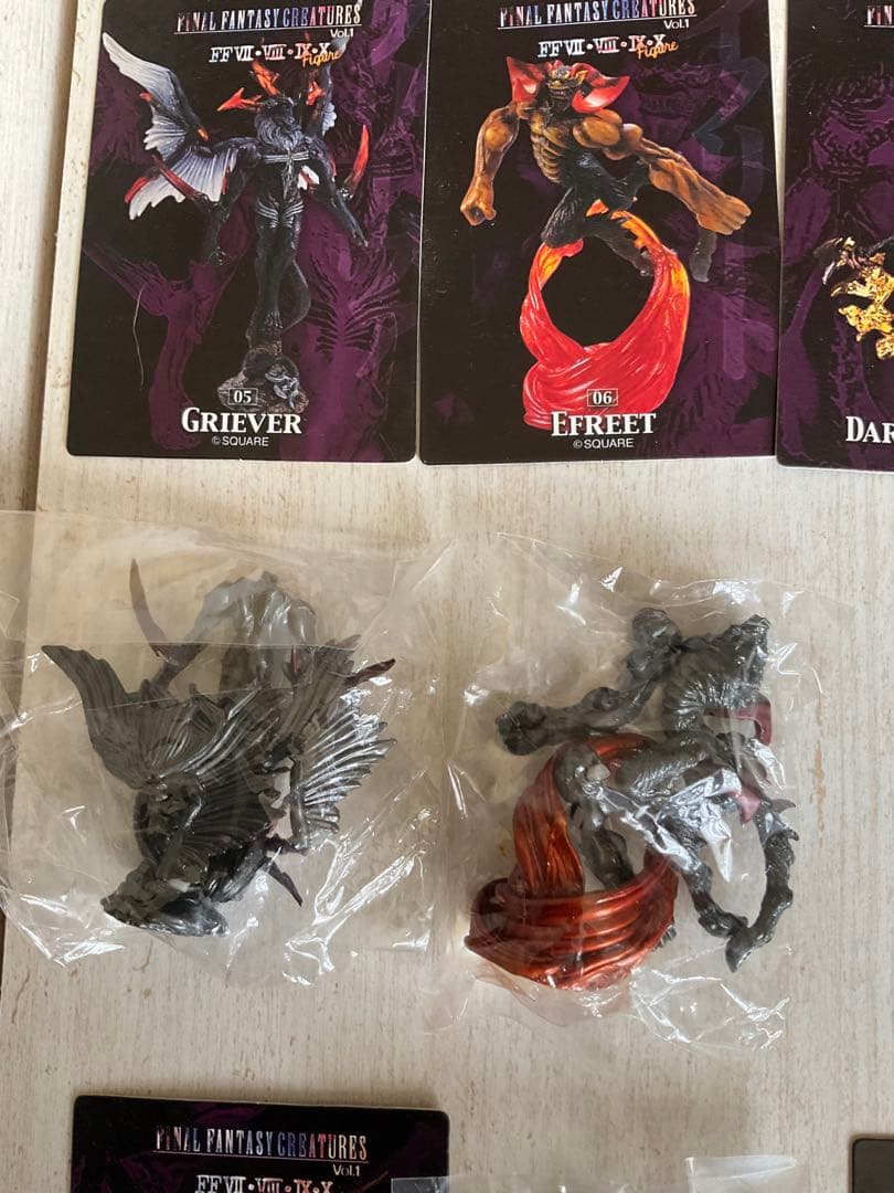 FF クリーチャーズ　フィギュア　メタリックバージョン9個セット