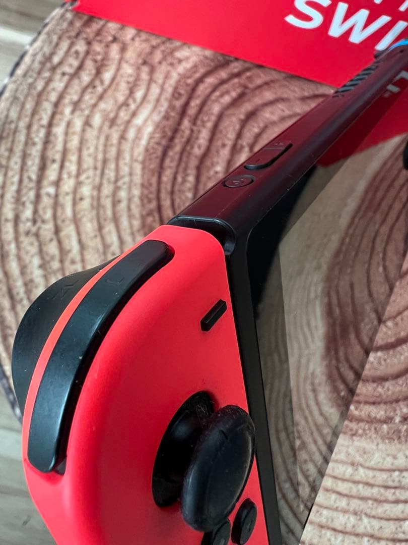 Nintendo Switch ニンテンドースイッチ本体　RED/BLU