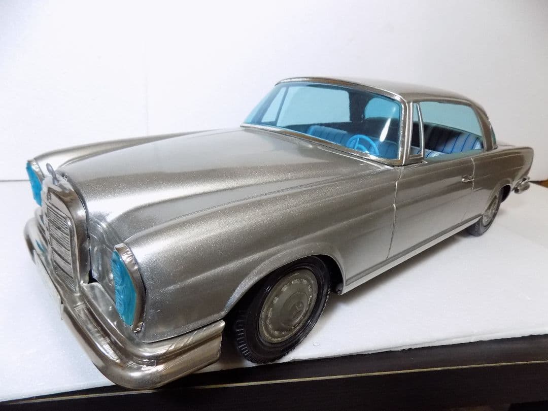 イチコー ブリキ 【Mercedes Benz 300SE シルバー】 箱付き