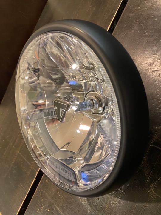 トライアンフ ボンネビル T120 純正ヘッドライト ライト